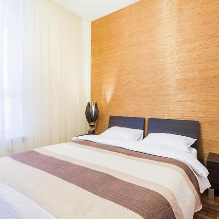 Navit Apartments With Breakfast, Near The Railway Station, The City Center, The Park Киев Екстериор снимка