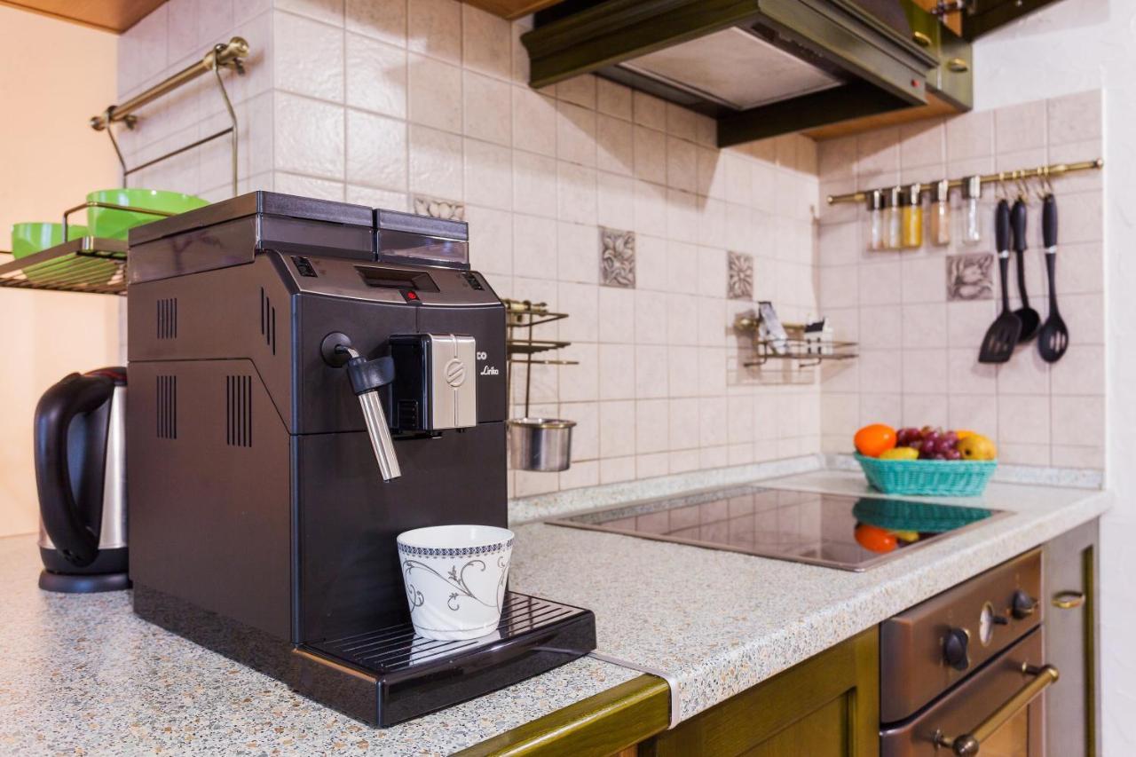 Navit Apartments With Breakfast, Near The Railway Station, The City Center, The Park Киев Екстериор снимка